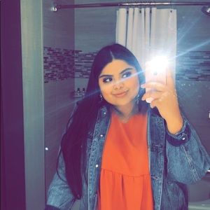 Meet your Posher, Melissa